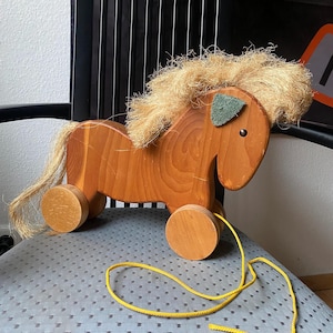 Vintage Folk Art Wooden Horse with Wheels: Farmhouse Decor