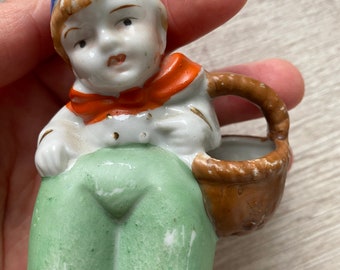 ヴィンテージオランダ磁器フィギュア：手描きの男の子と女の子のセット