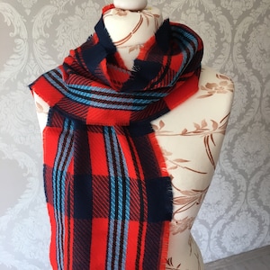 Vintage 80s Tartan Scarf / Soft Red Blue Plaid Scarf / Elegant Fall Spring Checked Scarf / Unisex Long Scarve