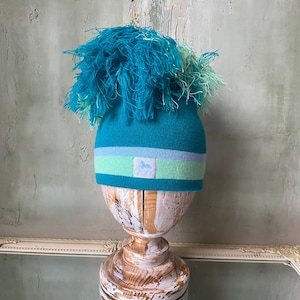 Vintage Strickmütze mit Bommel: Wintermütze, Made in Finland