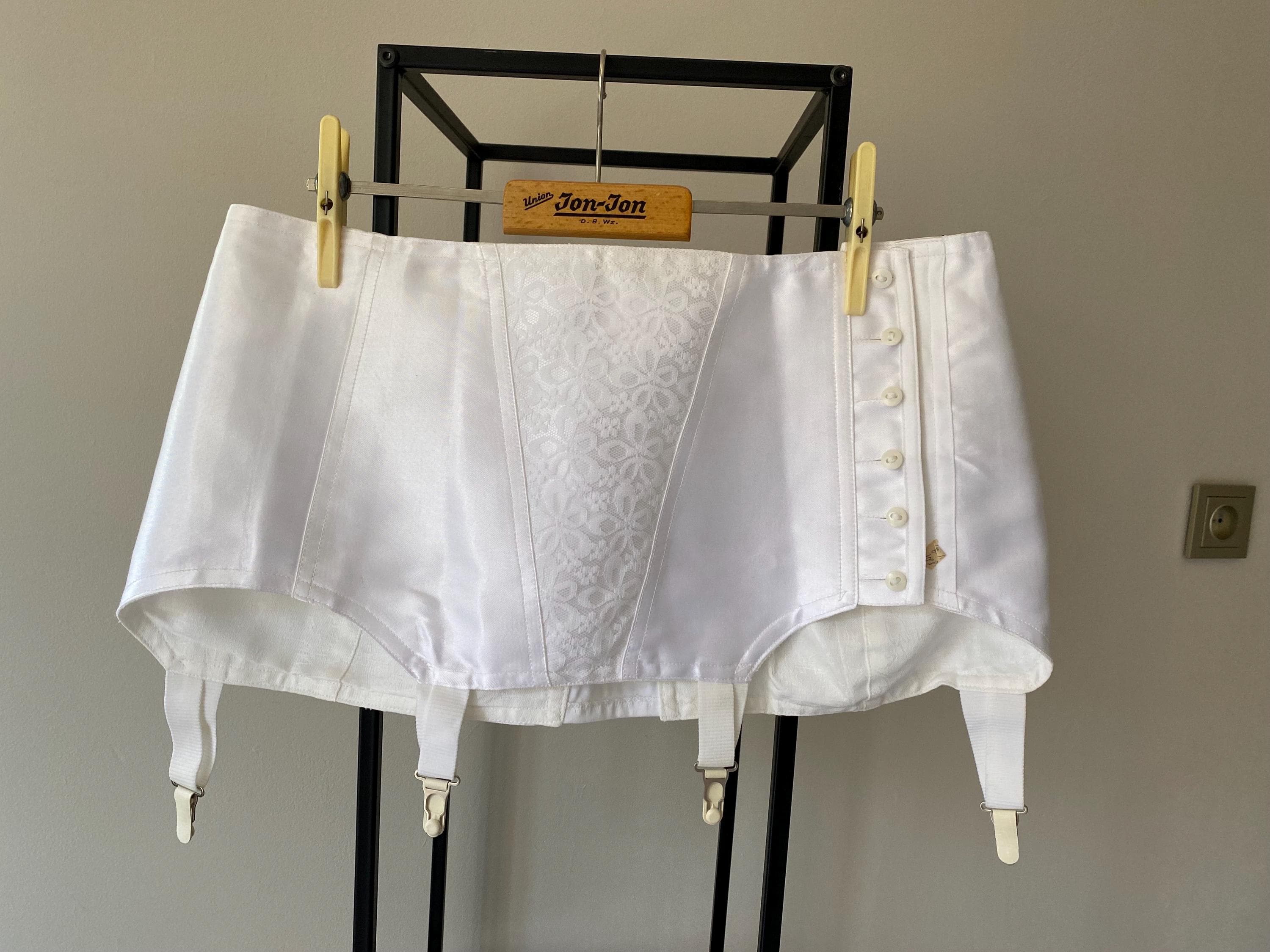 Vintage garter belt - Etsy 日本