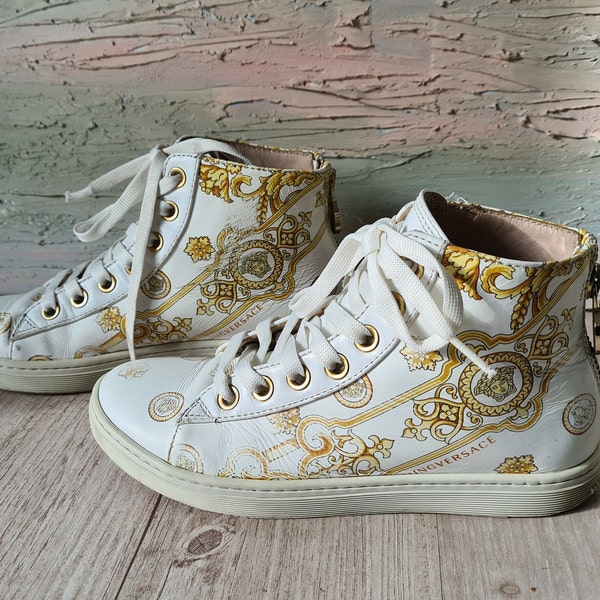 Baskets Versace vintage junior en cuir Medusa baroque or blanc baskets montantes hautes tendance Taille EU 32 / US 1 / UK 13