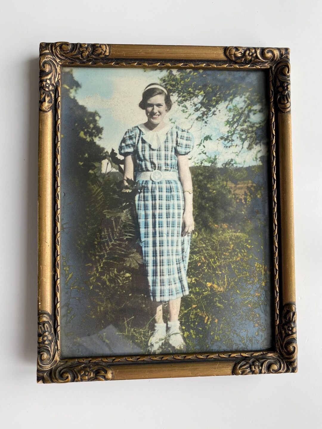 Vintage Framed Portrait Frame With Original Photograph Vintage Photo ...
