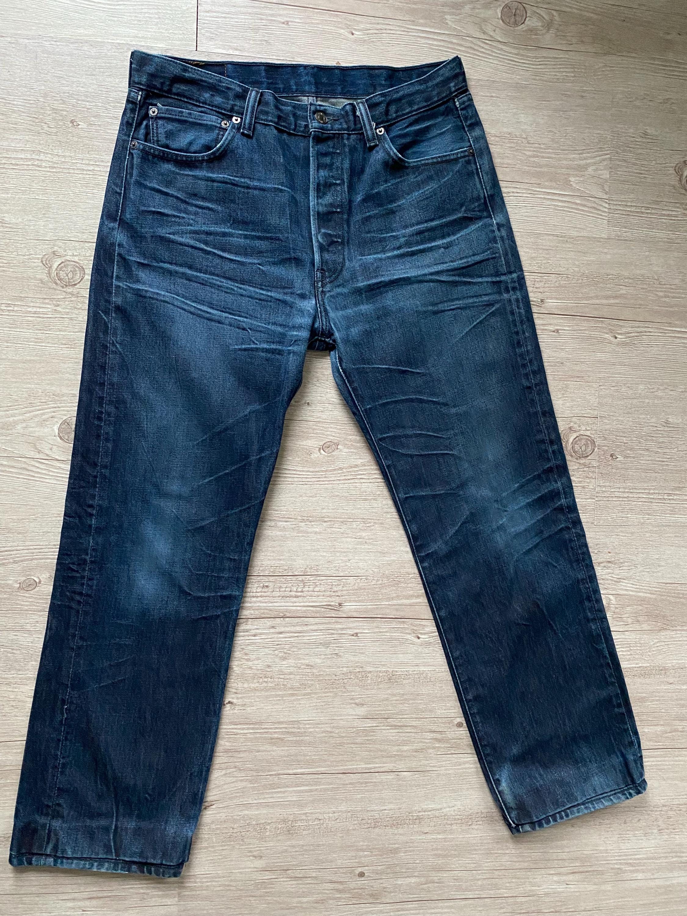 Vintagelevi's 501 Jeans: Dark Wash Denim, Button Fly W34 Shortened