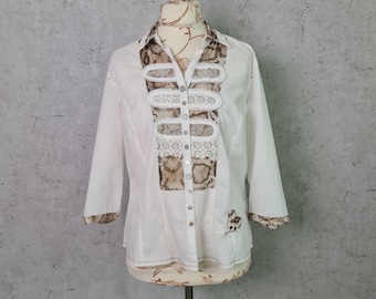 Vintage Embroidered Boho Blouse: 90s White Button-Up Shirt, Size Medium