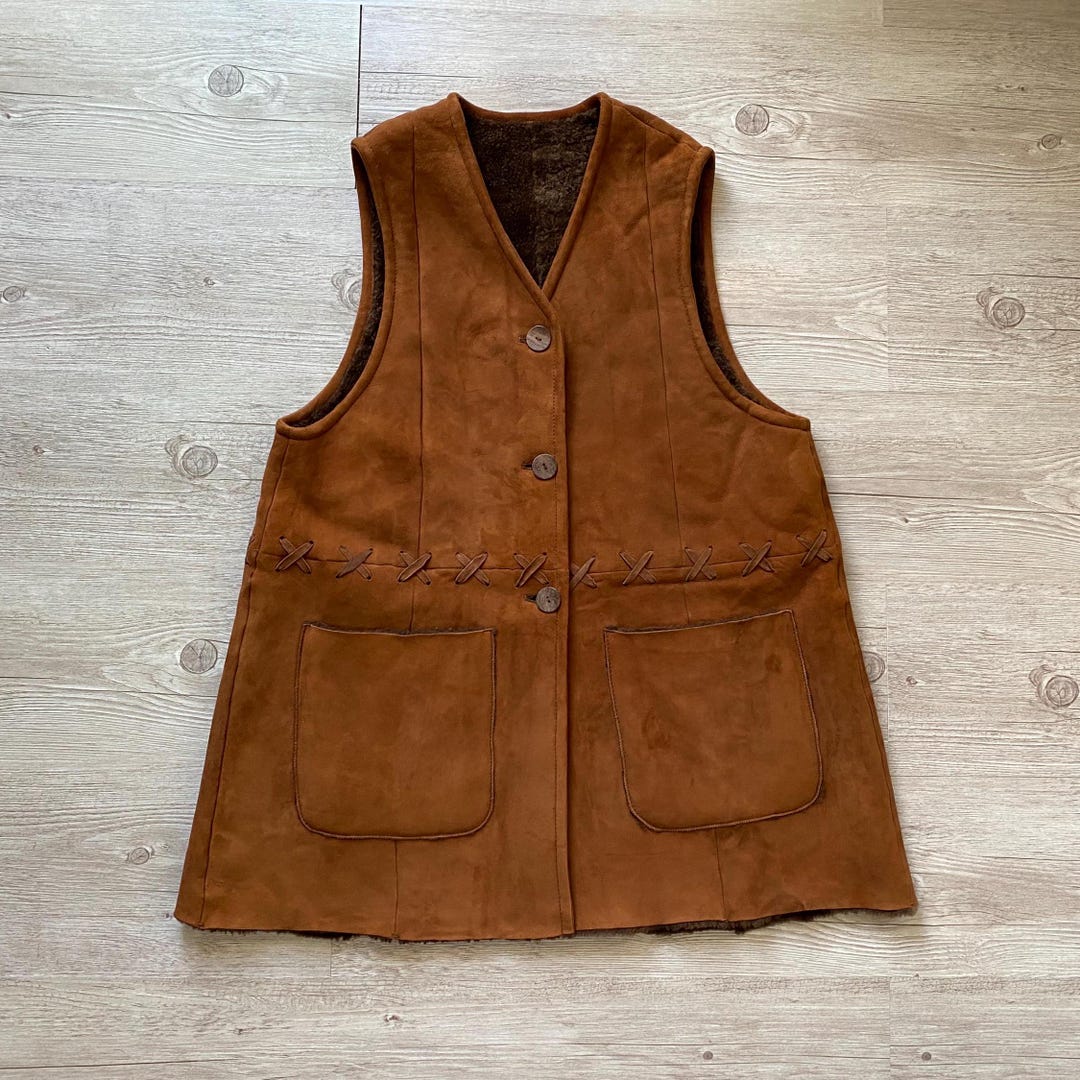 00's Embroidered Suede Shearling Vest