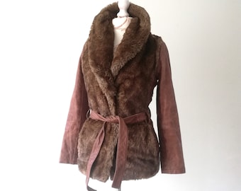 Vintage Brown Leather Jacket: Faux Fur Collar, Fitted Midi Coat (XS-S)