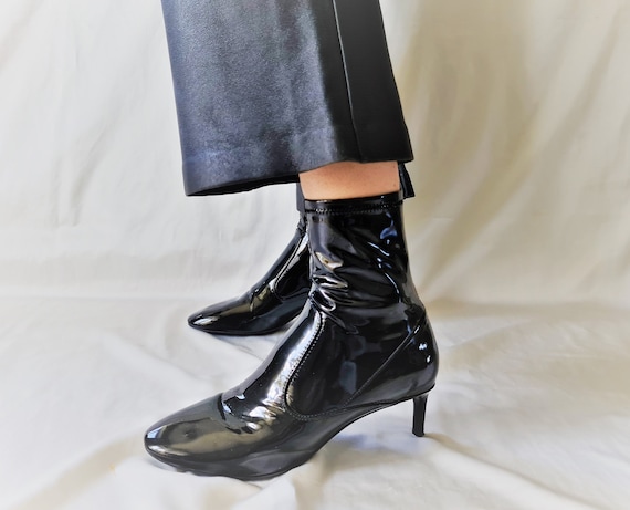 How Do You Stretch Patent Leather Shoes