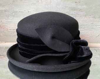 Goorin Bros Black Stiffened Felt Wide Brim Round Crown  display picture 1