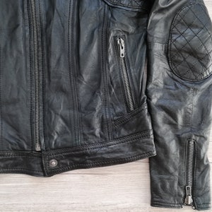 Vintage 90s Black Leather Biker Jacket Women Black Leather Quilted Shoulde Crop Jacket Zip Up BJacket Size Small Vintage Clothing Women image 8