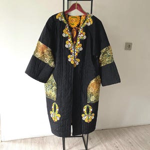 Vintage Embroidered Quilted Cotton Coat: Black Boho Chic Oversize Blazer (Size S/M)