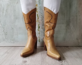 Vintage Leather Cowboy Boots, Camel Brown Pointed Toe Heel, US 9