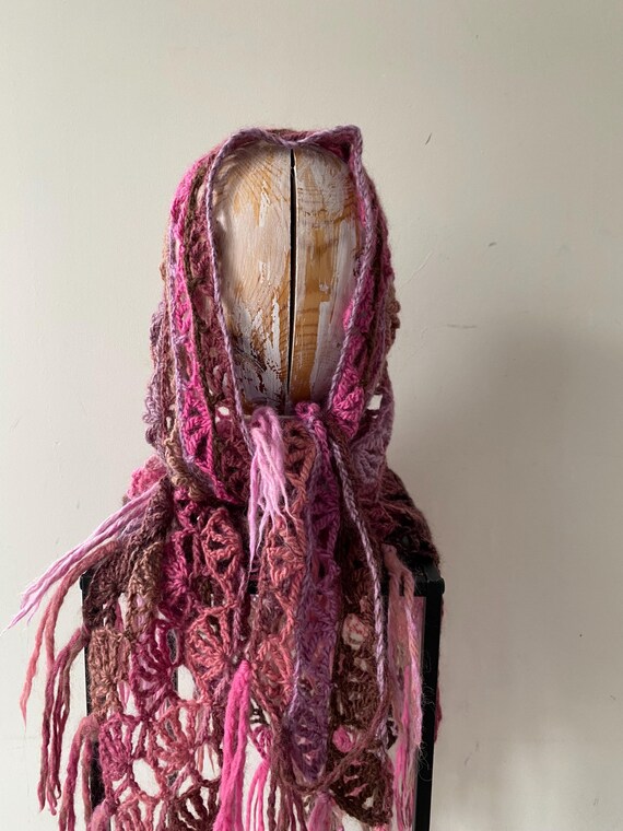 Vintage Hand-Crocheted Triangular Wool Shawl, Boh… - image 2