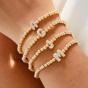 Pulsera personalizada con globo y letra: pulsera con nombre y inicial, cuentas doradas, regalo para ella, joyería de la amistad