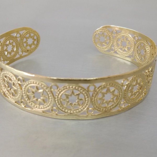 Bracelet brass,Cuff Bracelet , Cuff wrist bracelet made of brass,Gold Bracelet
