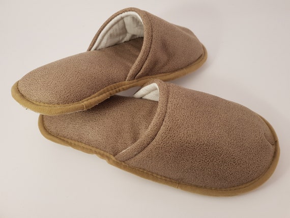 warm slippers mens