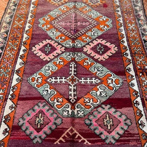 Handmade Berber rug 5.10 x 8.9 feet rug Bordered rug Moroccan Berber rug Vintage Berber rug Boujaad rug Large area rug Boho rug image 5