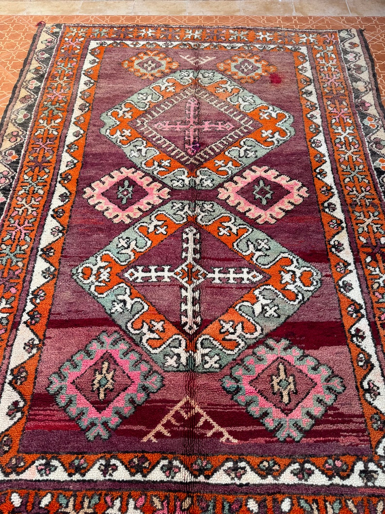Handmade Berber rug 5.10 x 8.9 feet rug Bordered rug Moroccan Berber rug Vintage Berber rug Boujaad rug Large area rug Boho rug image 5