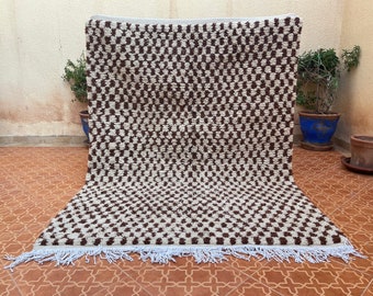 Brown White Checked rug - Moroccan Checkered rug - 4.8 x 6.2 feet rug - Moroccan area rug - Check rug - Wool rug - Accent checked rug