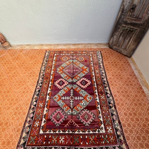 Handmade Berber rug 5.10 x 8.9 feet rug Bordered rug Moroccan Berber rug Vintage Berber rug Boujaad rug Large area rug Boho rug image 2