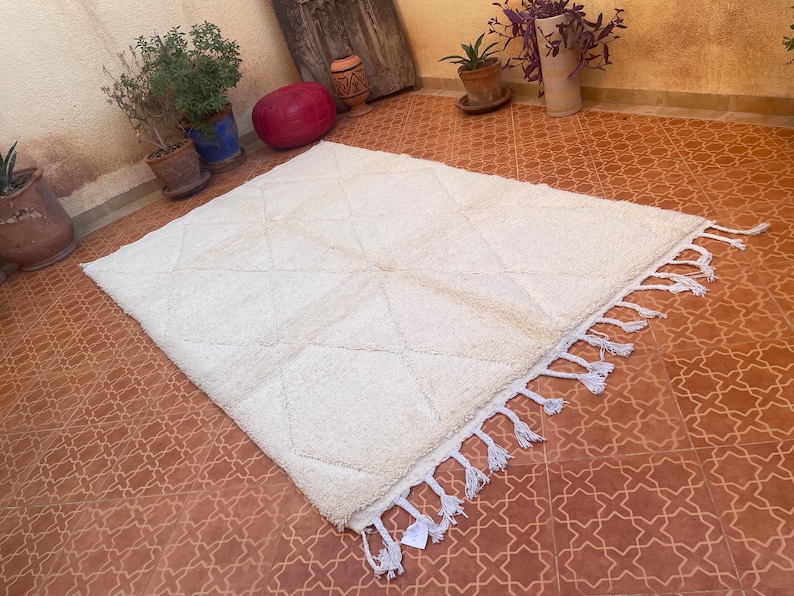 Beni ourain rug Area Morocco rug Handmade rug All Wool rug White Moroccan rug Accent rug All White rug Berber rug image 2