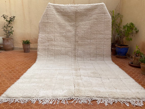 Moroccan Plain rug - Beniourain solid rug - Berber rug - Large Area rug - Shaggy wool rug - White Moroccan rug - Handmade rug - Custom rug
