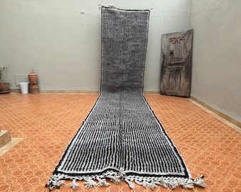 Contemporary Abstract rug - Beniourain rug - Berber Moroccan rug - Large Area rug - Striped rug - White Black rug - Hand knotted rug