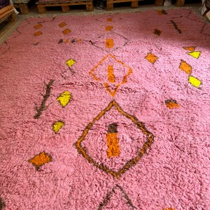 Handwoven Moroccan Pink Berber Wool Rug - Large Geometric Shag Beni ...
