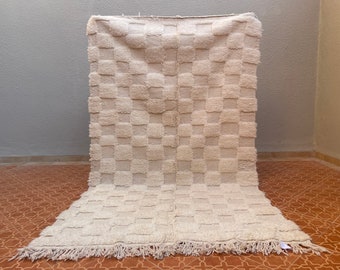 Beni ourain rug checkered - Custom size rug - Tribal rug -  Solid White rug - Moroccan berber rug - Azilal Abstract rug - All Wool rug