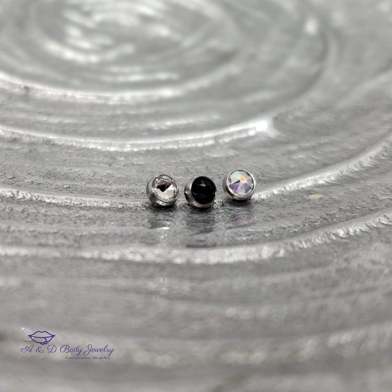 YESMOO 14g Flower CZ Dermal Anchor - Surgical Steel Microdermal Piercing With Base (White)