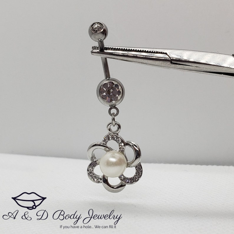 Cubic Zirconia Pearl Flower Dangle Navel Ring