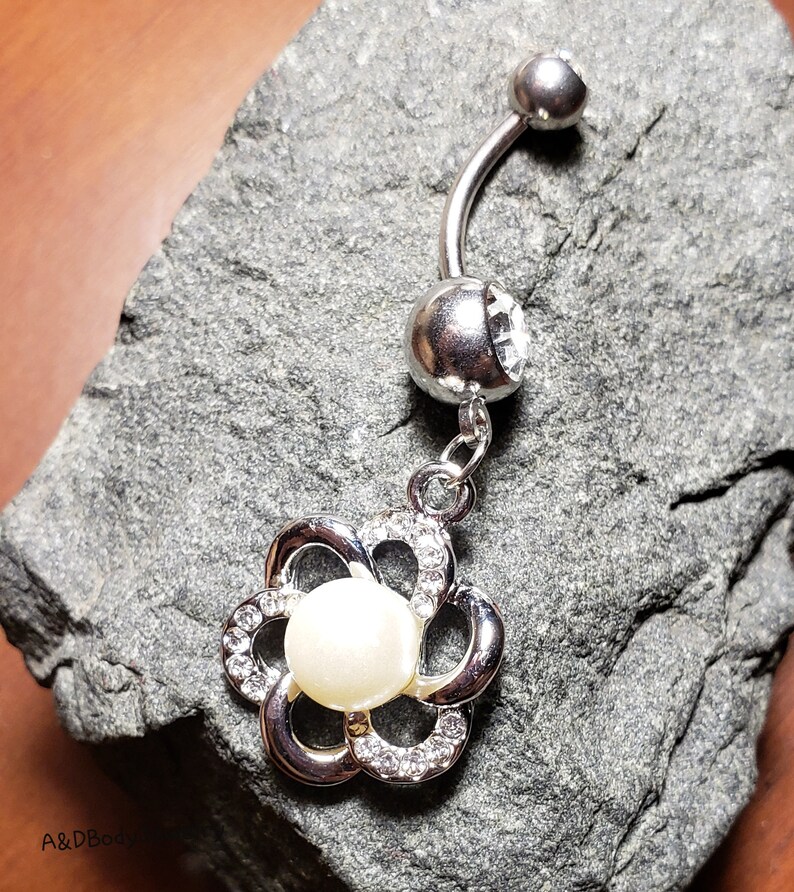 Cubic Zirconia Pearl Flower Dangle Navel Ring