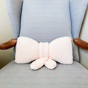Bow Pillow, Bow Decorative Pillow, Chunky Pillow