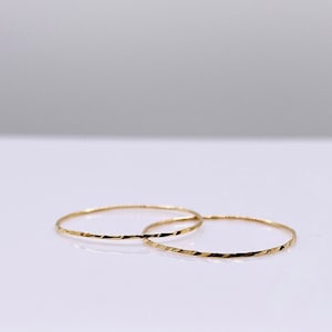 18k Solid Yellow Gold Ring (Mosaic)