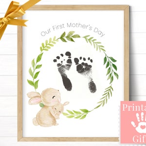 Carte de pieds de lapin de la fête des mères, modèle imprimable d'art d'empreinte facile, idées cadeaux personnalisées pour maman de bébé, première fête des mères de grand-mère