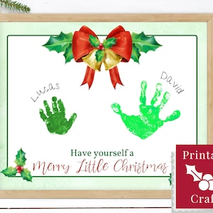 Tarjeta de Feliz Navidad, manualidad con huellas de manos de bebés pequeños, plantilla navideña para hermanos, regalo para abuelos imprimible con bricolaje