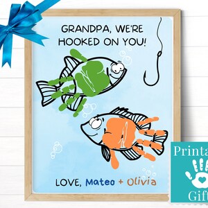 Cadeau de fête des pères de grand-père de 2 petits-enfants, carte imprimable de pêche Nous sommes accros à vous, empreinte de main d'art de deux petits-enfants