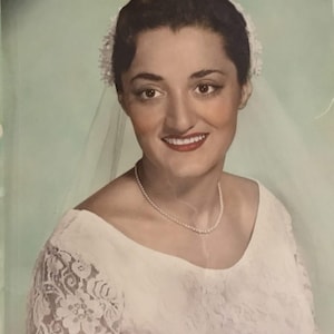 Bring Your Photos to Life – Custom Animated Portrait Video, 5-Second Moving Photo of Loved One, Photo to Video animation memory