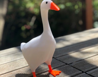 Untitled Goose Game Key Holder figurine statue model with magnet -  Horrible Entitled Goose - steal things and win - Honk and Bonk!