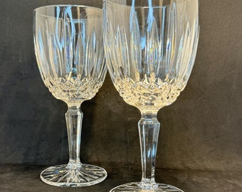 Cristal D'Arques Constance Wine Glasses - Starburst Crystal Set of 2