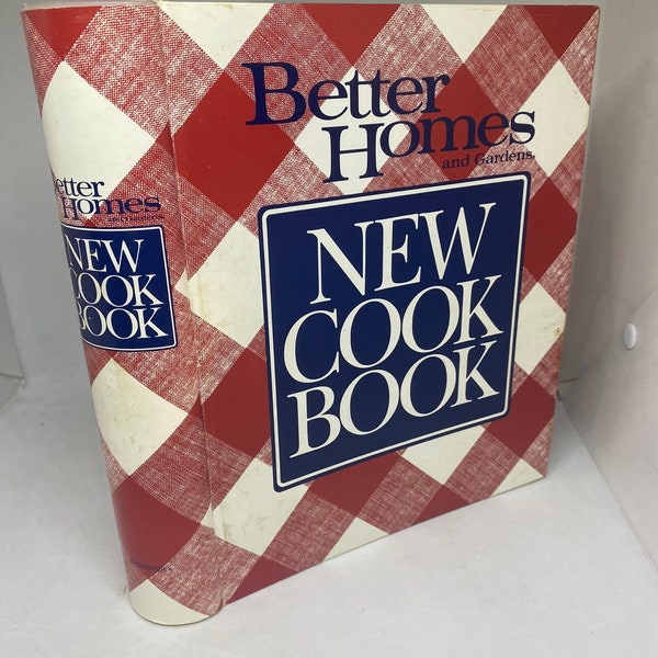 Mint Better Homes & Gardens New Cook Book vintage 1989 hardcover with 5 ring binder. Excellent condition, pages and tabs are clean, unbent K