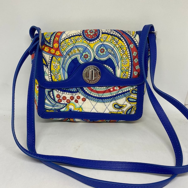 Vera Bradley retired pattern adjustable strap from shoulder to crossbody, small bag, great for travel, navy trim, white, blue, red, yellow