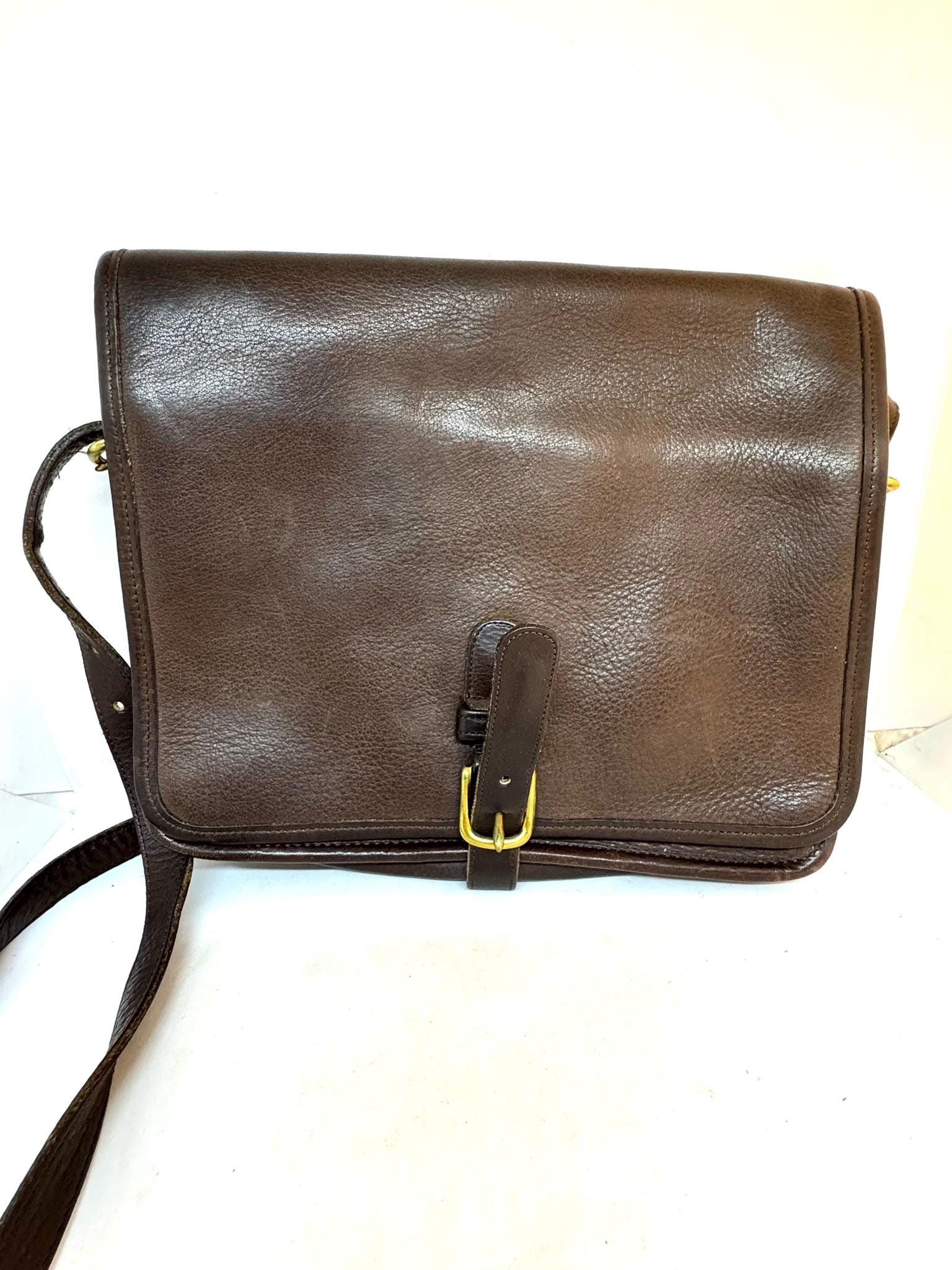 バッグ vintage coach old waist pouch brown Vintage Coach Leather Shoulder Bag, 1980s Brown Buckle Pouch - Etsy