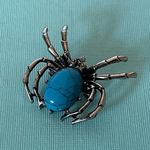Blue spider brooch, turquoise spider pin, silver spider pin, spider jewelry, Halloween spider pin, turquoise spider pin, Halloween spider