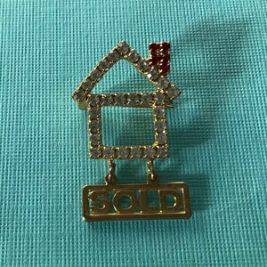 Vintage realtor brooch, Sold brooch, rhinestone realtor pin, realtor gifts, gifts for realtors, rhinestone house brooch, sold brooch,