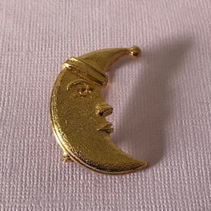 Vintage moon brooch, crescent moon brooch, man in the moon pin, gold moon brooch, waning moon pin, man in the moon brooch, gold crescent