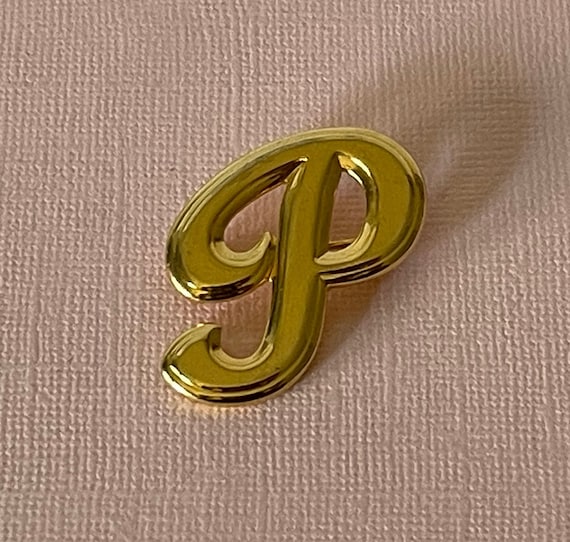 Vintage letter P brooch, letter P jewelry, letter p vintage, gold letter p pin, initial p brooch, monogram p brooch, letter P pin, vintage P