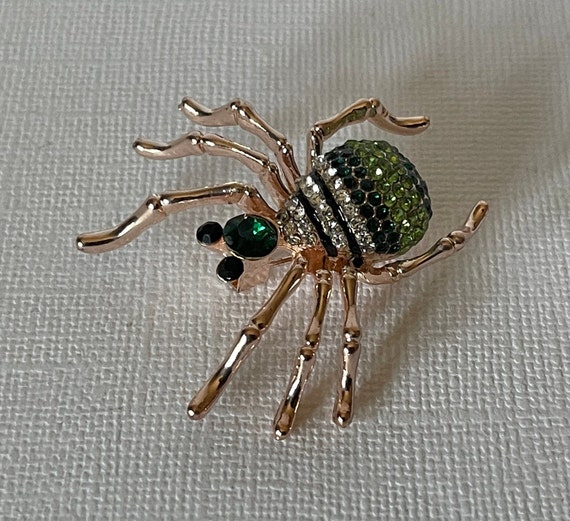 Green rhinestone spider brooch,  green spider pin… - image 3