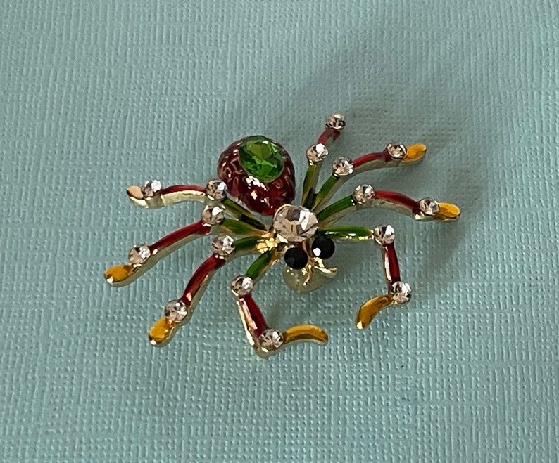 Green rhinestone spider brooch, yellow spider brooch, rhinestone spider pin, Halloween pin, Halloween spider, spider jewelry, insect pin image 7