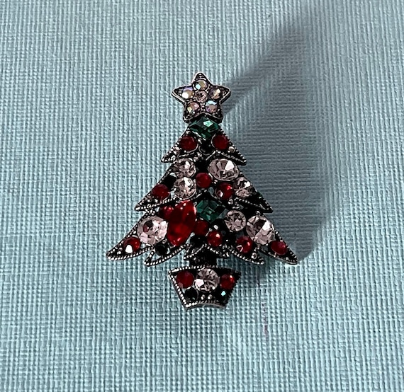 Rhinestone Christmas tree brooch, Christmas jewelry, holiday pin, Rhinestone Christmas tree pin, Christmas pin, holiday tree brooch, tree